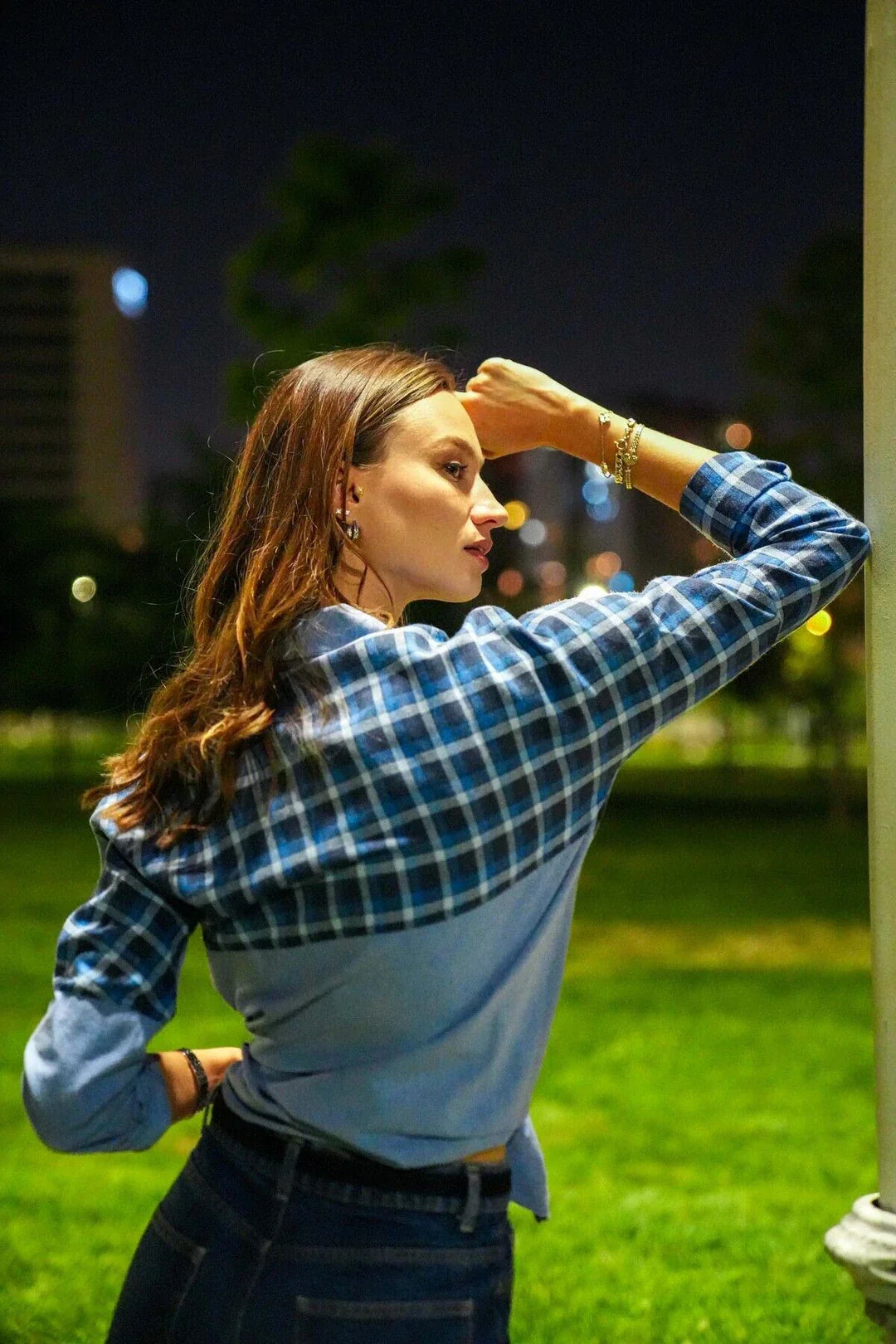 Mavi Ekose Gömlek – Düşük Omuzlu Oversize Fit, Rahat Günlük Stil | FRN LINE